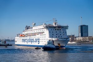 The world's largest civilian hospital ship is calling at Rotterdam