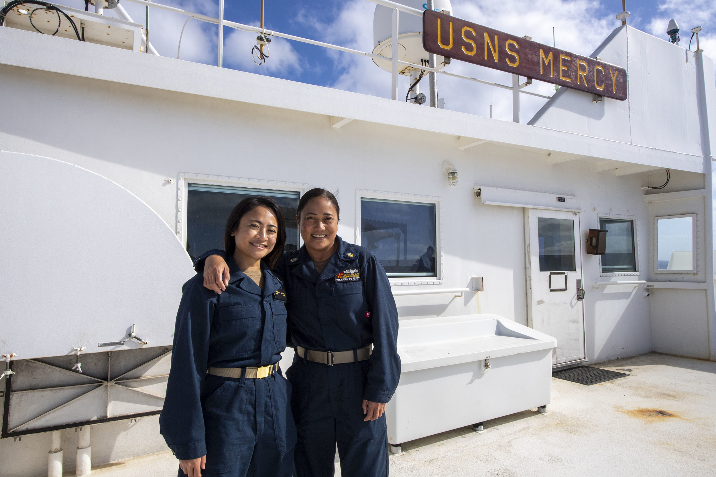 Mother, daughter spend Mother’s Day on mission aboard U.S. hospital ship