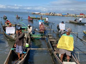 Filipino fisherfolk suffers from oil price hikes