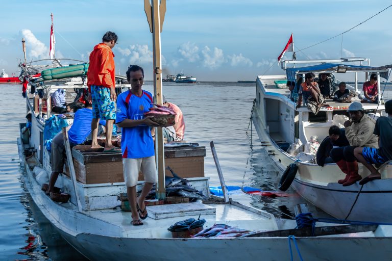 Indonesian migrant fishermen welcome new regulation that ensures protection, rights