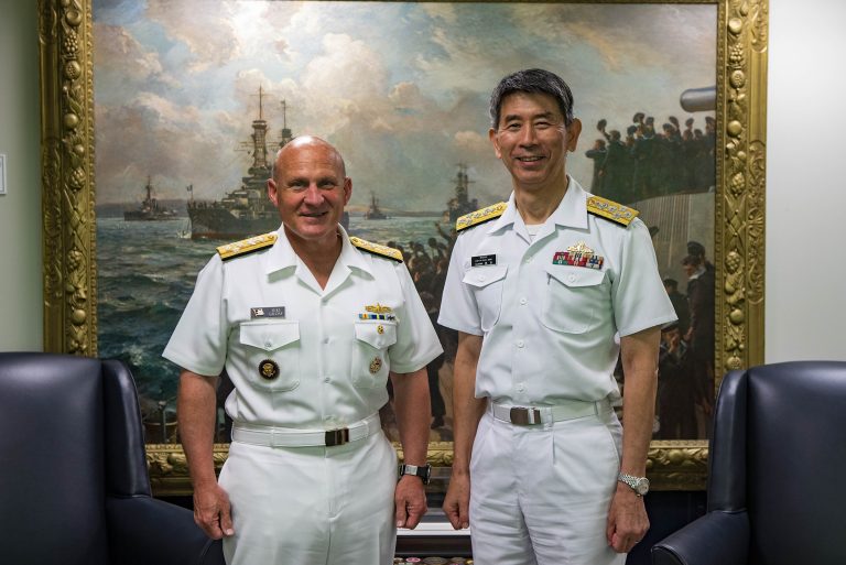 Japan, U.S. navy chiefs discuss maritime security
