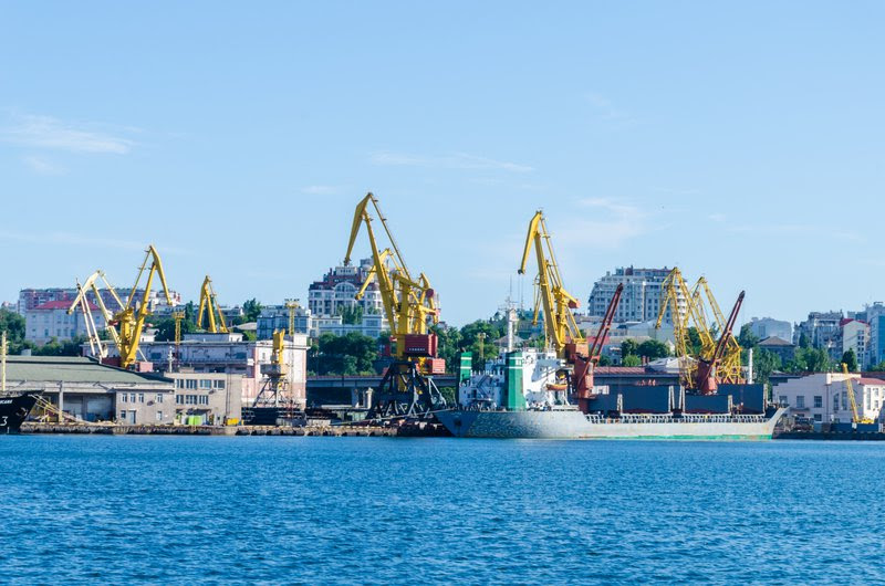 Russia attacks Odesa port after signing agreement, casting doubts on its reliability
