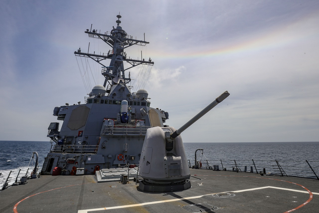 U.S. destroyer challenges China’s claim to own Taiwan Strait