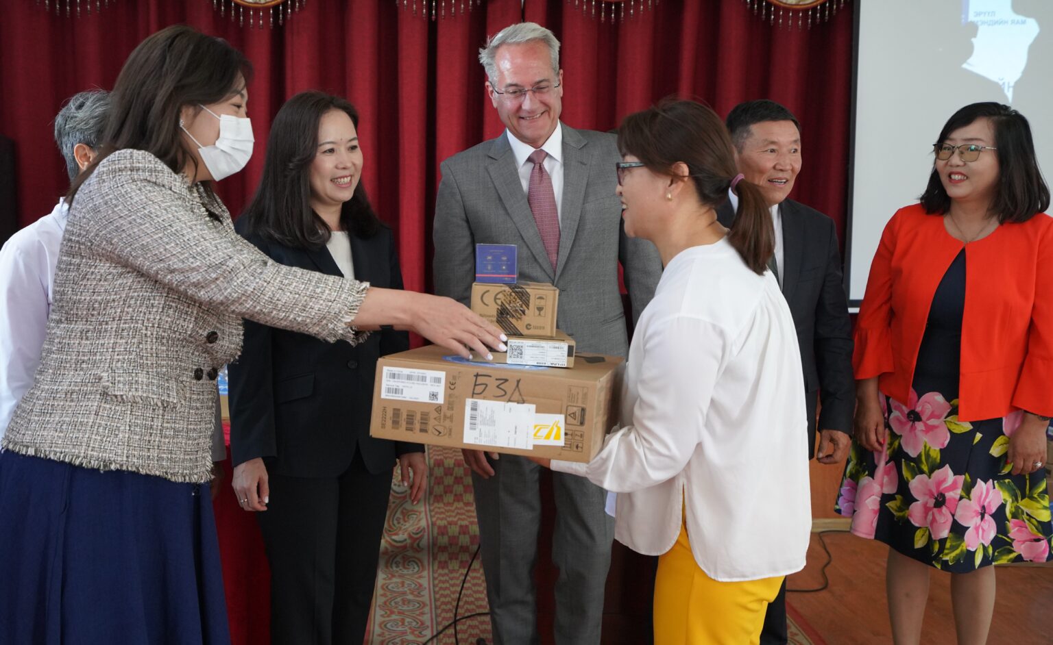 U.S., WHO strengthens health systems to combat COVID-19 in Mongolia