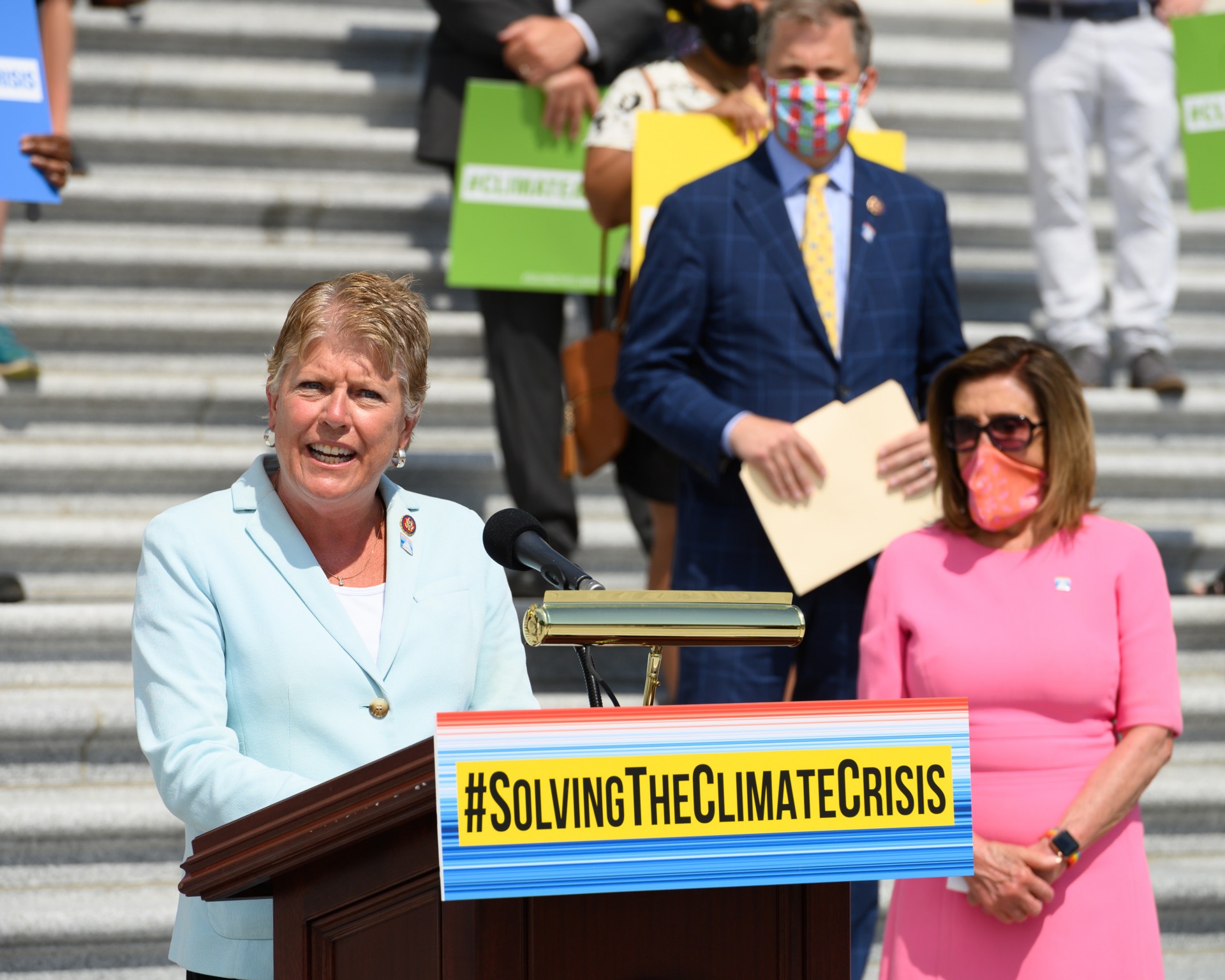 Brownley Introduces Bill to Protect Marine Mammals From the Climate Crisis