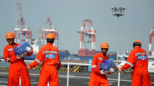 Philippines signs rules for seafarers’ Magna Carta