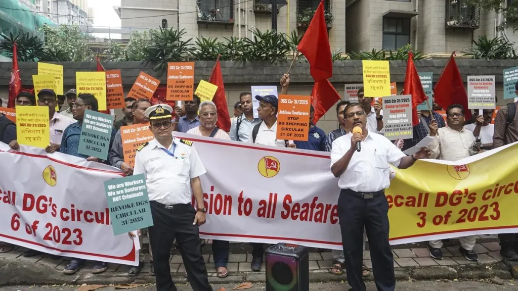Seamen’s union seeks withdrawal of DG Shipping order on seafarer recruitment 