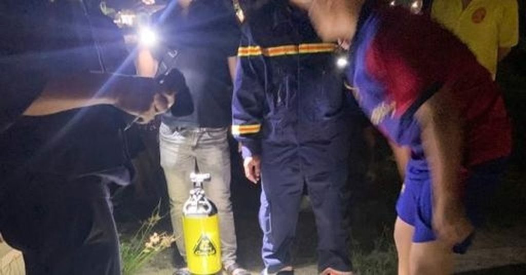 Vietnam Maritime Rescuers Save Hundreds Amid Tragedy