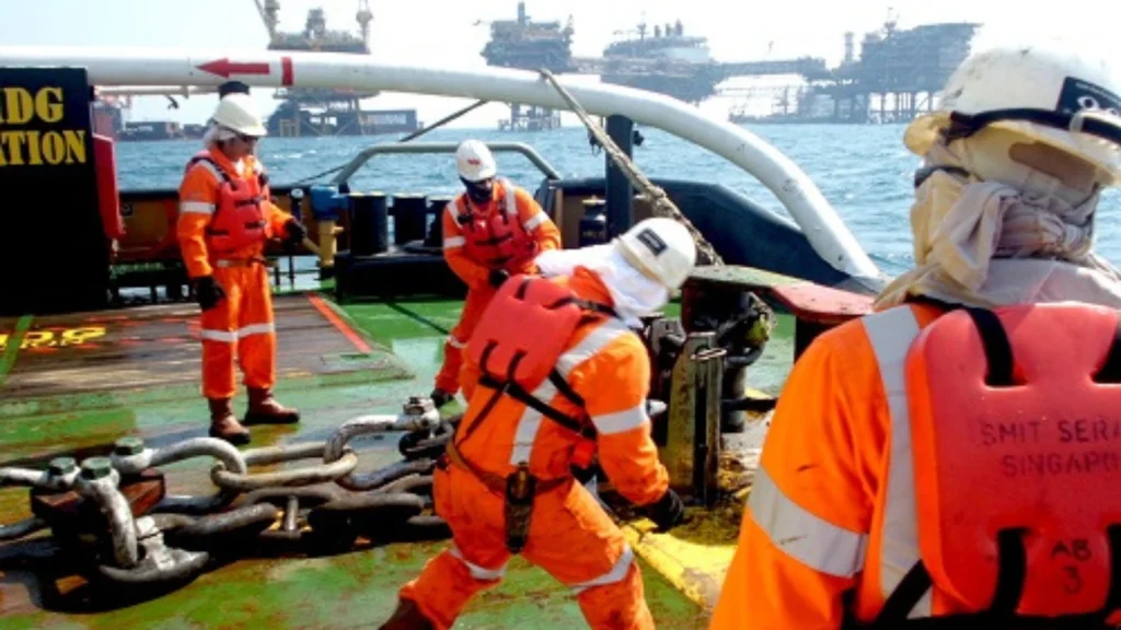 ITF Claims Dubai Firm Left 100+ Seafarers Stranded at Sea