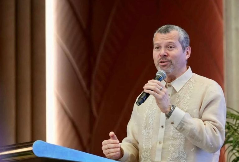 IMO chief backs Philippines' role in global seafarer reforms