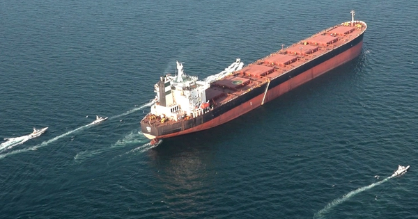 Vietnam maritime authority proposes seeking Iran support for ships as Hormuz tensions disrupt shipping